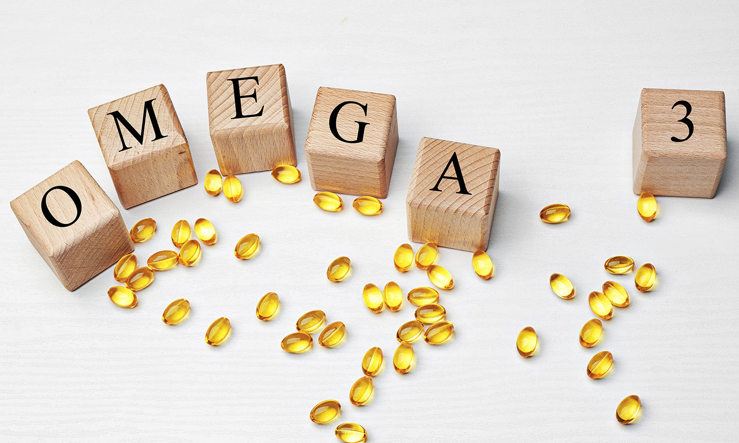 Holzklötze mit Aufschrift Omega 3